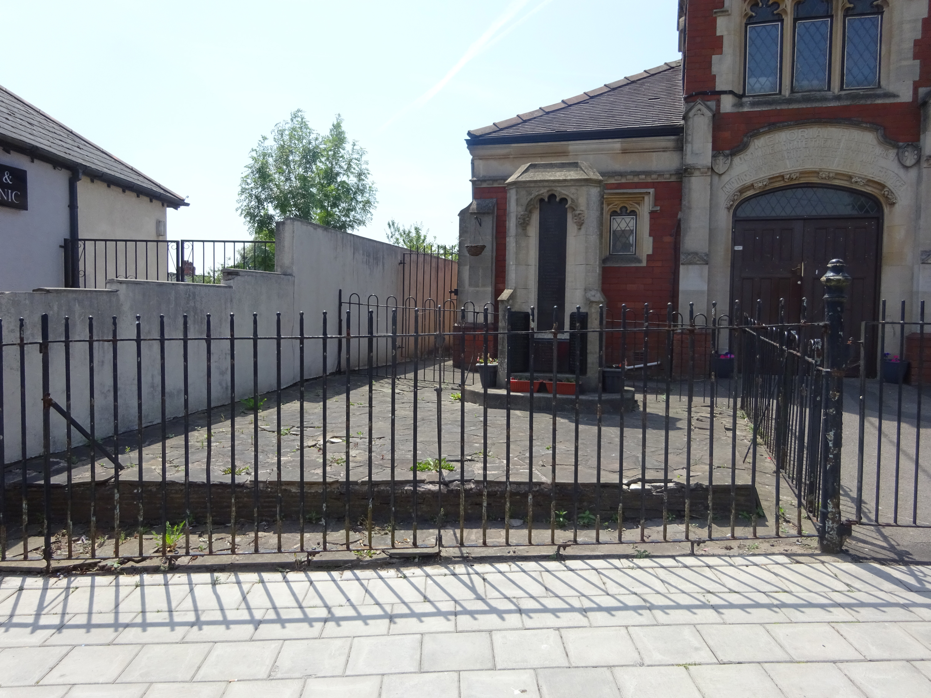 RUMNEY HALL War Memorials Online